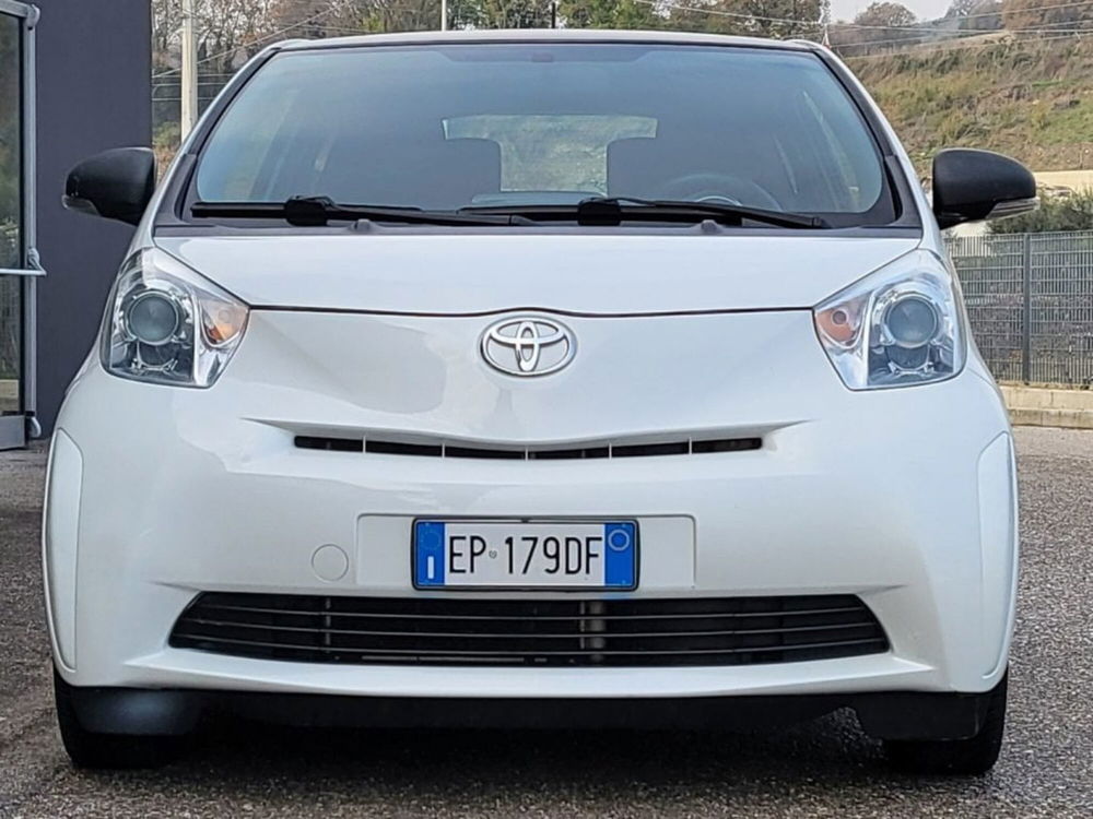 Toyota iQ usata a Foggia (7)