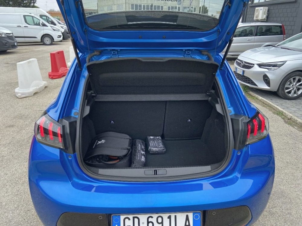 Peugeot 208 usata a Foggia (6)