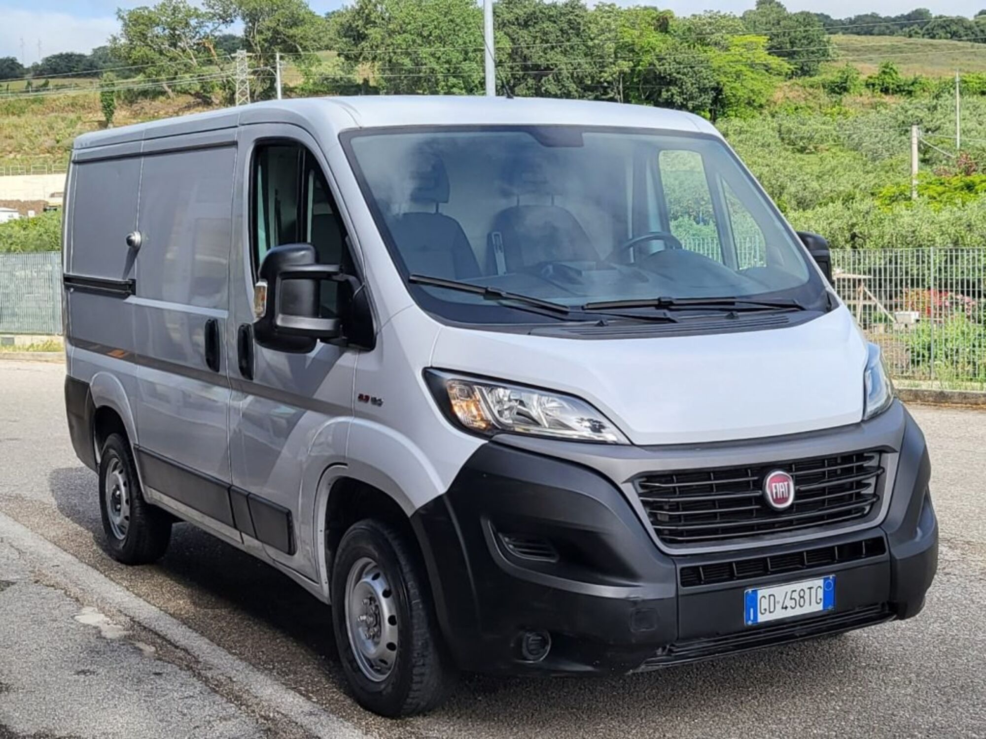 Fiat Ducato Furgone 30 2.3 MJT 120CV PC-TN Furgone del 2020 usata a Foggia