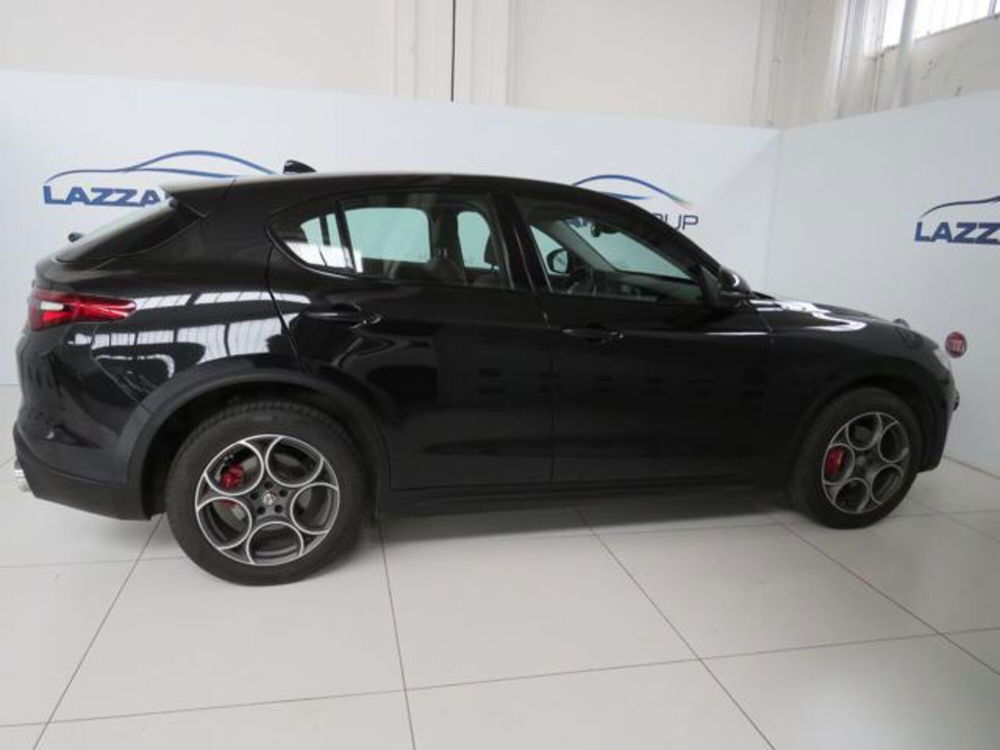 Alfa Romeo Stelvio usata a Lodi (6)