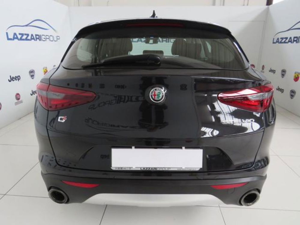 Alfa Romeo Stelvio usata a Lodi (8)