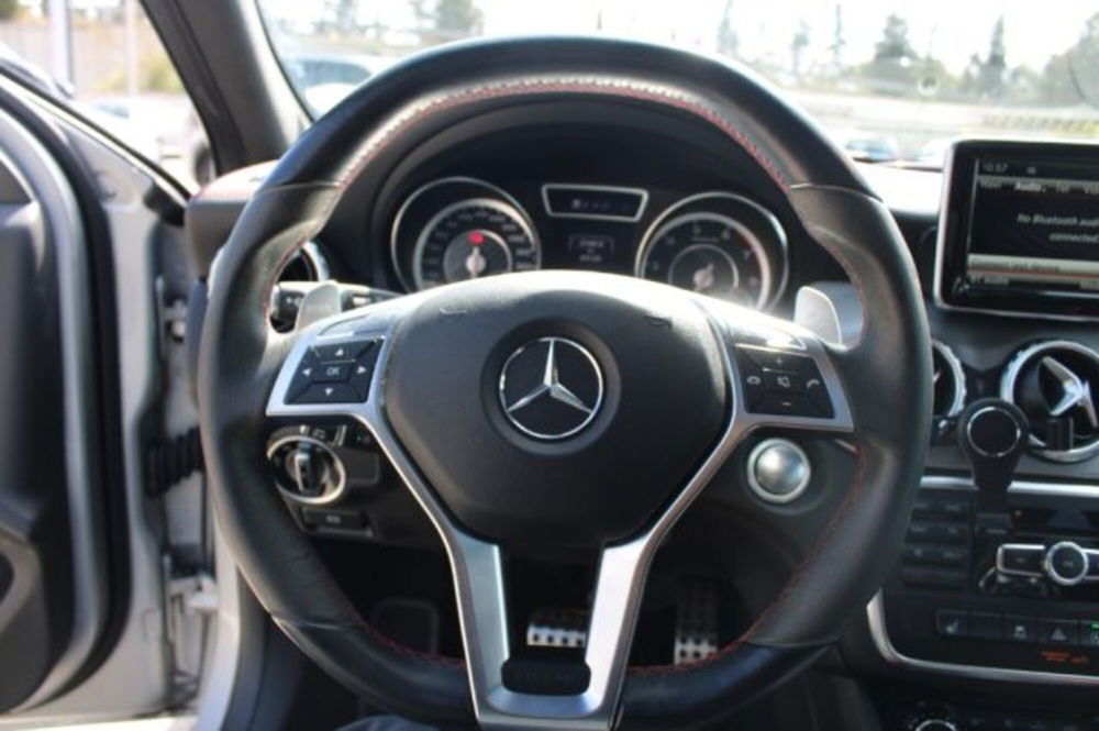 Mercedes-Benz GLA SUV usata a Lecce (12)