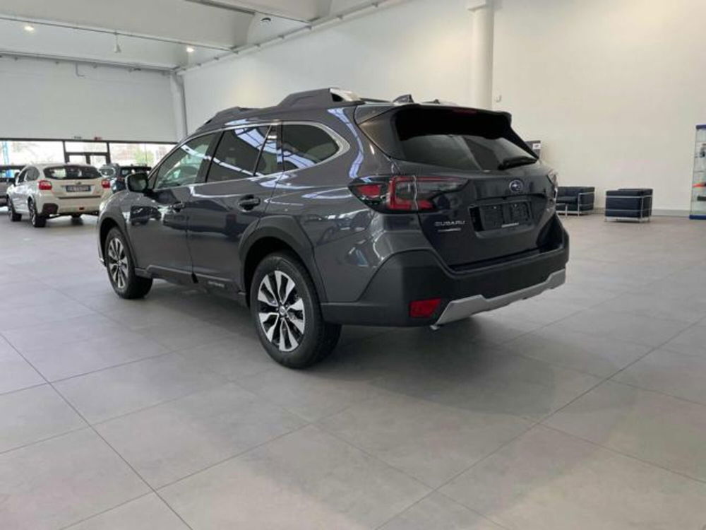 Subaru Outback nuova a Padova (3)