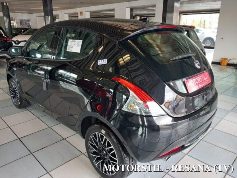 Lancia Ypsilon nuova a Treviso (3)