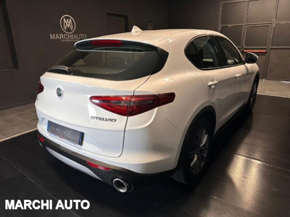 Alfa Romeo Stelvio usata a Perugia (5)