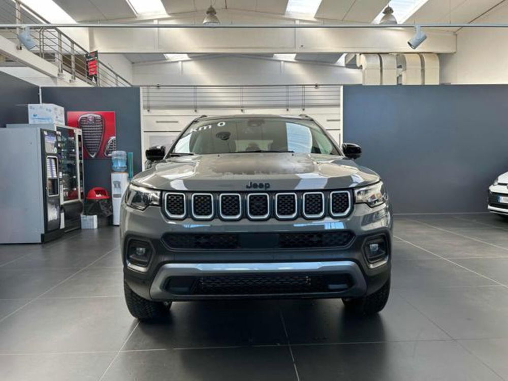 Jeep Compass nuova a Vercelli (10)