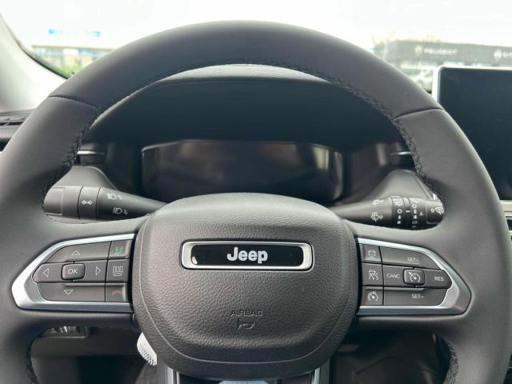 Jeep Compass nuova a Vercelli (15)