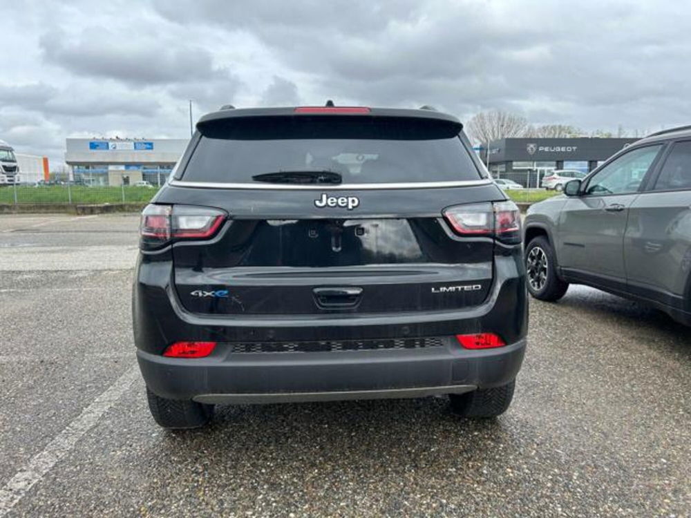 Jeep Compass nuova a Vercelli (6)