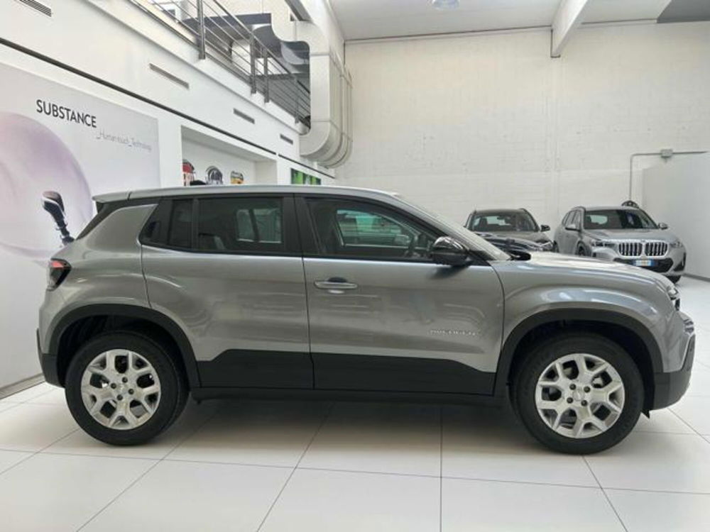 Jeep Avenger nuova a Vercelli (4)