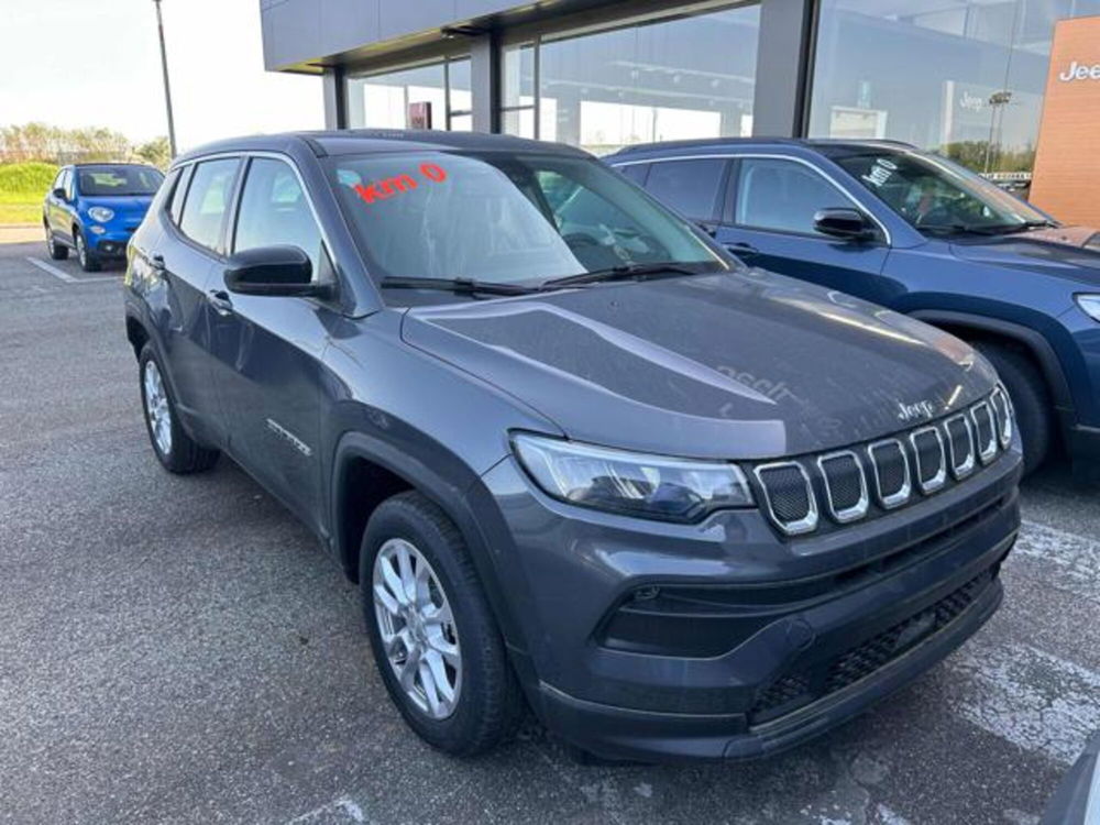 Jeep Compass nuova a Vercelli (11)