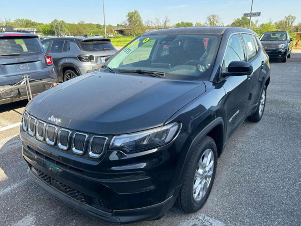 Jeep Compass nuova a Vercelli (12)