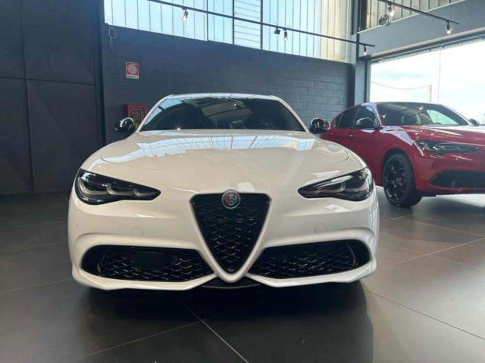 Alfa Romeo Giulia nuova a Vercelli (2)