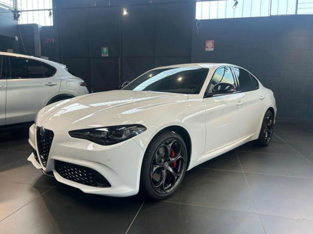 Alfa Romeo Giulia nuova a Vercelli (3)