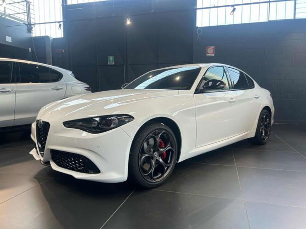 Alfa Romeo Giulia nuova a Vercelli (9)