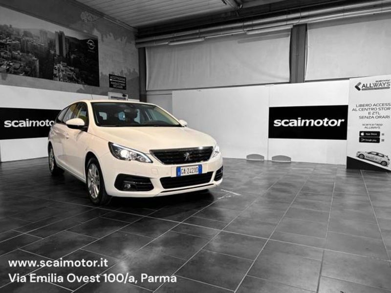 Peugeot 308 SW BlueHDi 130 S&S EAT8 Business  del 2020 usata a Parma