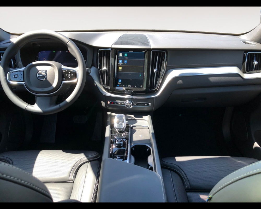 Volvo XC60 nuova a Bologna (10)