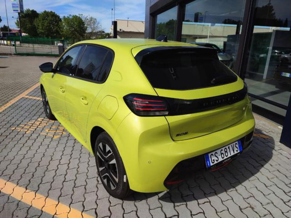 Peugeot 208 nuova a Ancona (8)