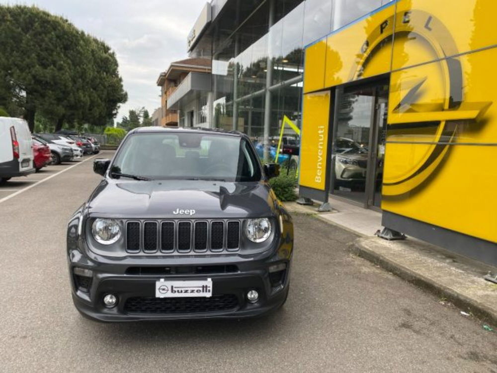 Jeep Renegade nuova a Milano