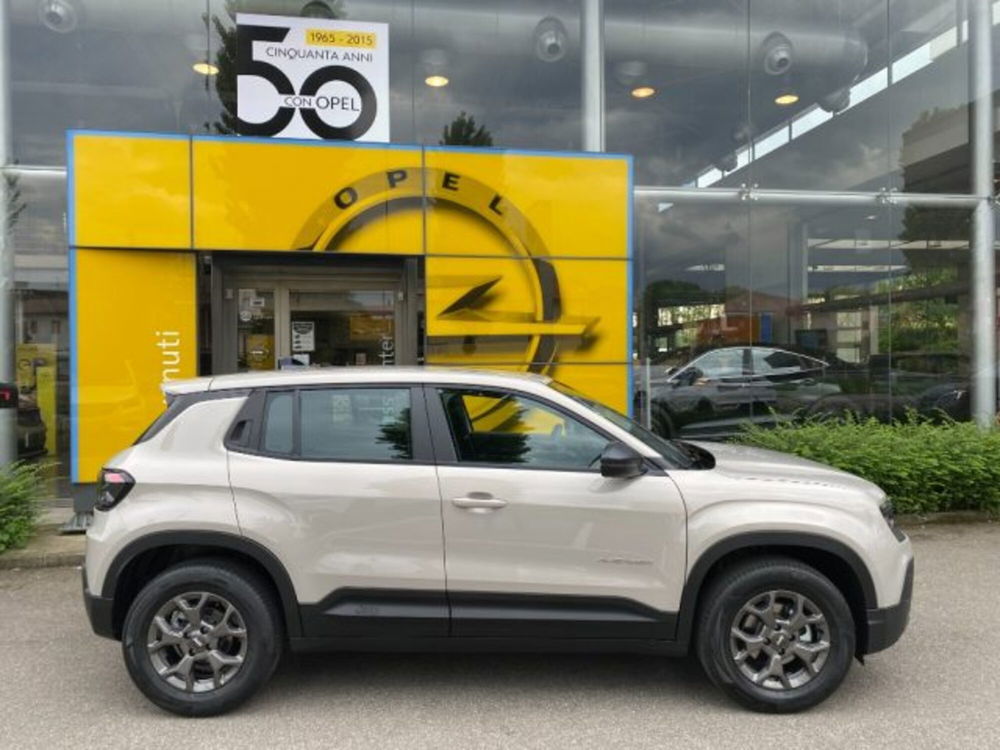 Jeep Avenger nuova a Milano (3)