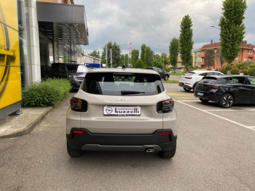 Jeep Avenger nuova a Milano (5)