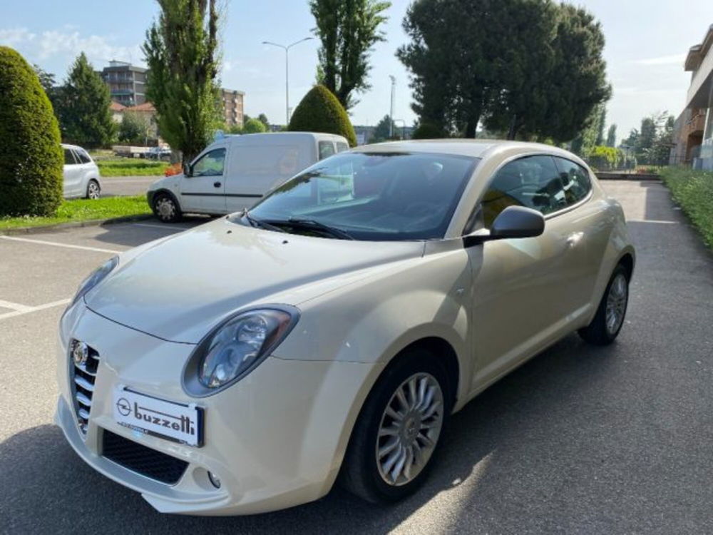 Alfa Romeo MiTo usata a Milano (8)