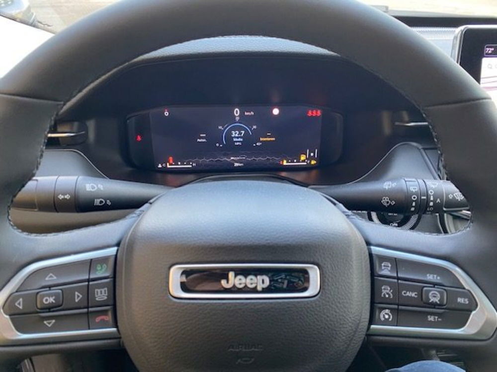 Jeep Compass nuova a Milano (16)