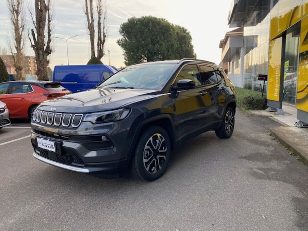 Jeep Compass nuova a Milano (3)