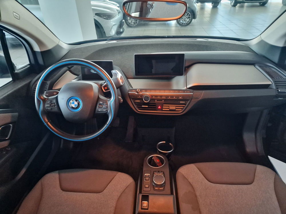 BMW i3 usata a Messina (10)