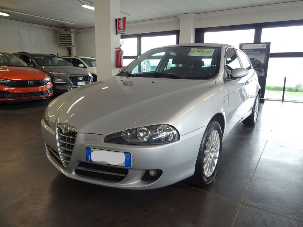 Alfa Romeo 147 usata a Lucca