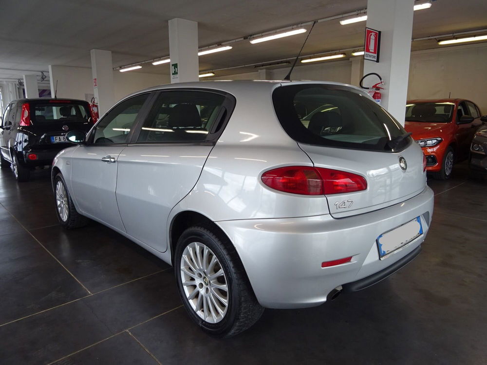 Alfa Romeo 147 usata a Lucca (3)