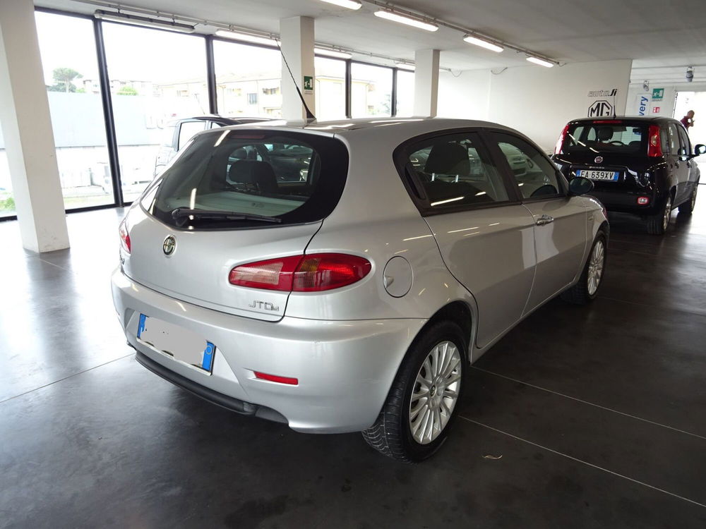 Alfa Romeo 147 usata a Lucca (5)