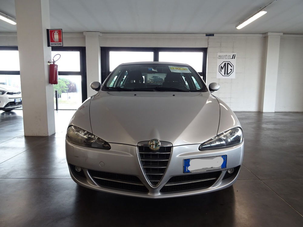 Alfa Romeo 147 usata a Lucca (8)