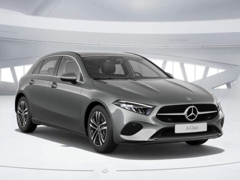 Mercedes-Benz Classe A Sedan 250 e phev AMG Line Advanced Plus auto nuova a Verona