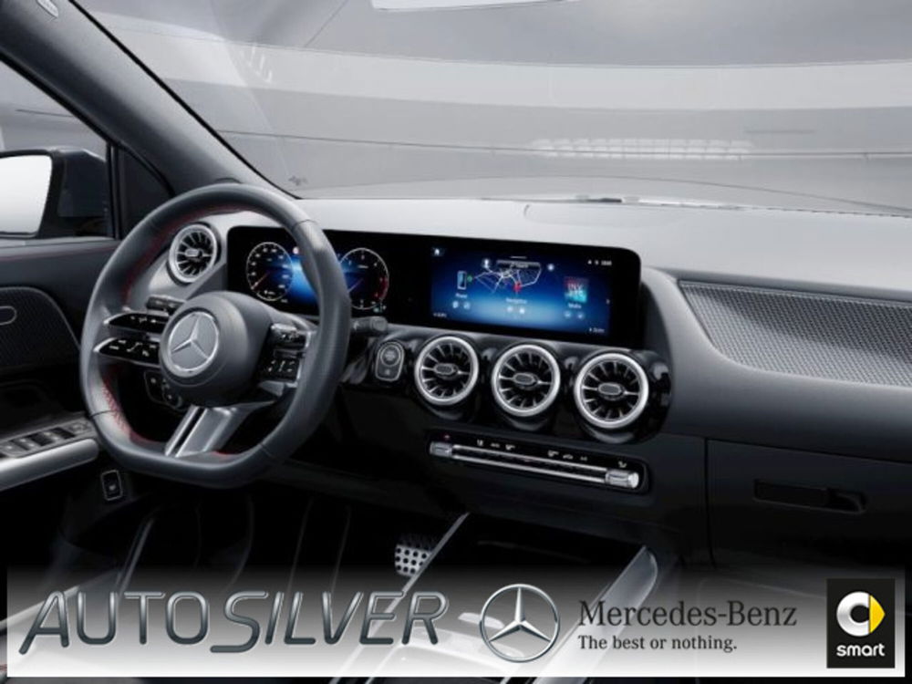 Mercedes-Benz GLA SUV nuova a Verona (7)