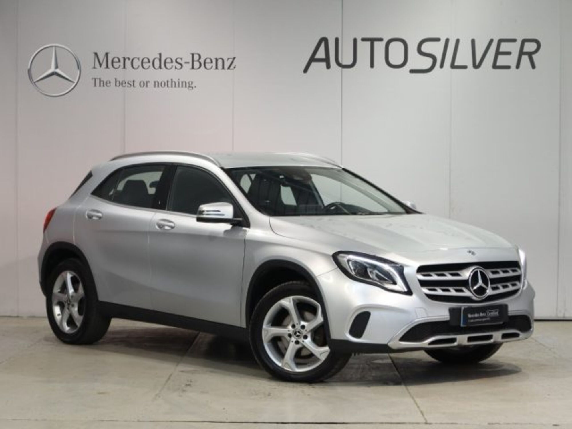 Mercedes-Benz GLA SUV 180 Sport  del 2019 usata a Verona