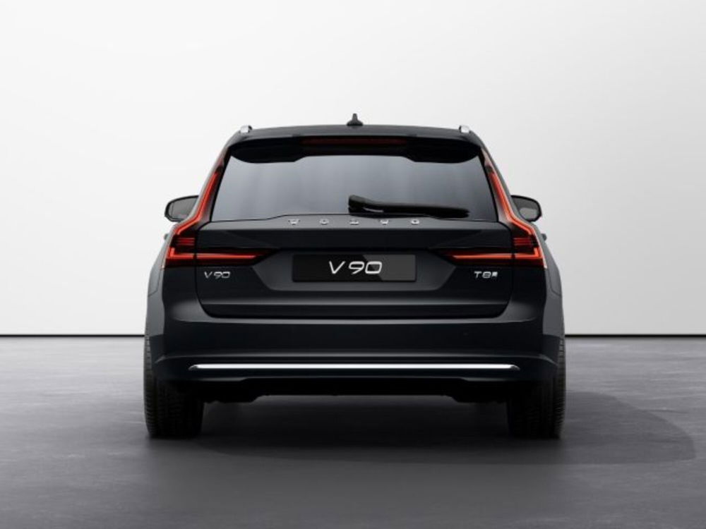 Volvo V90 nuova a Modena (4)