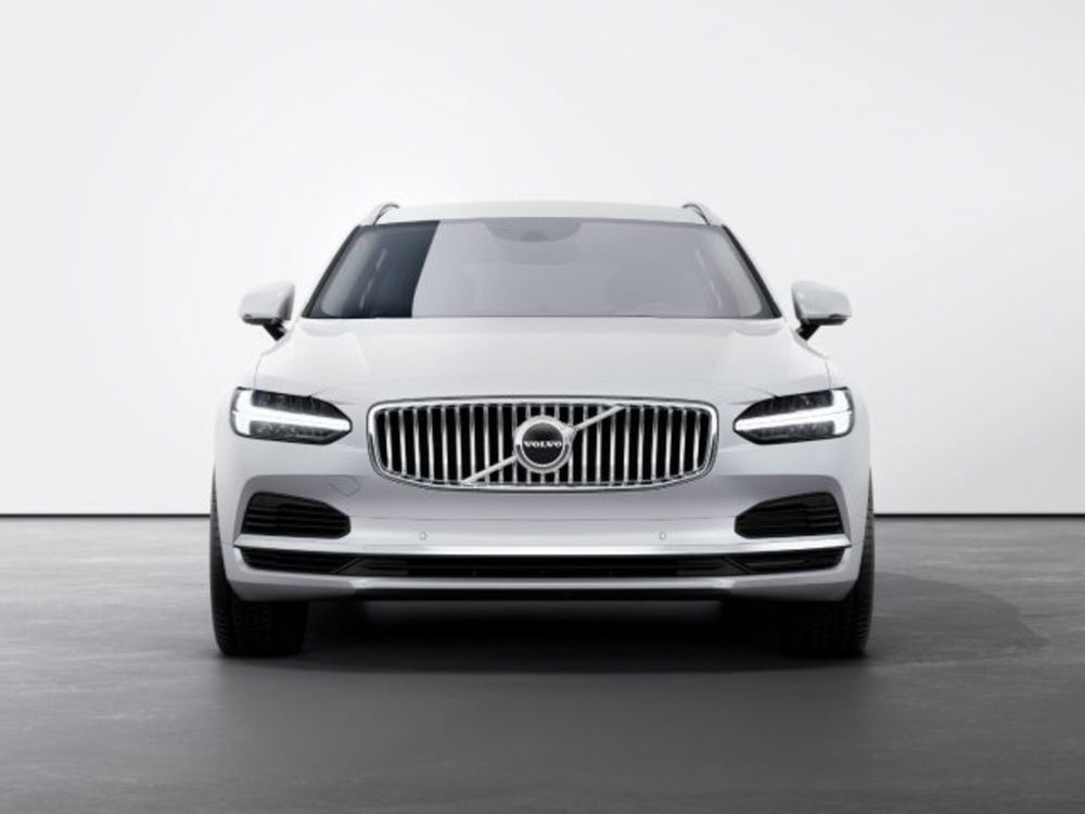 Volvo V90 nuova a Modena (5)