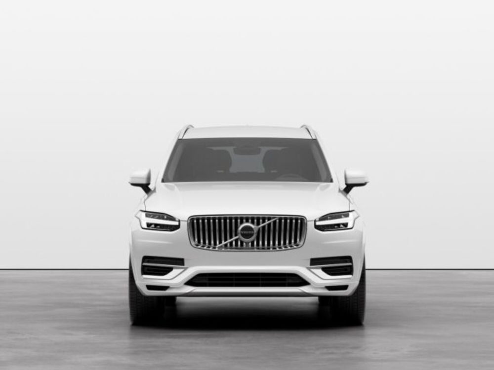 Volvo XC90 nuova a Modena (5)