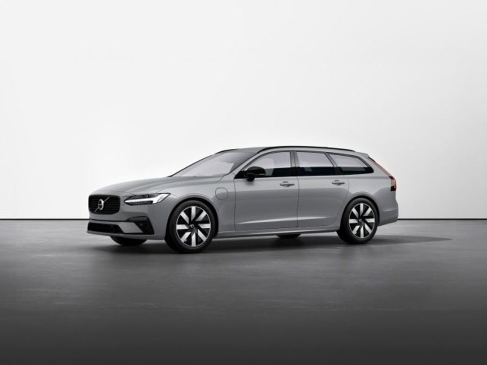 Volvo V90 nuova a Modena (2)