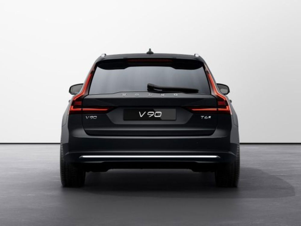 Volvo V90 nuova a Modena (4)