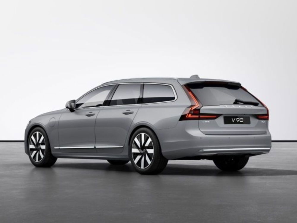 Volvo V90 nuova a Modena (3)