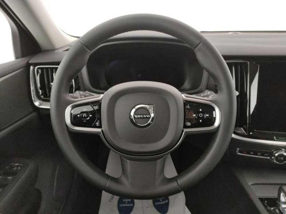 Volvo V60 Cross Country nuova a Modena (12)