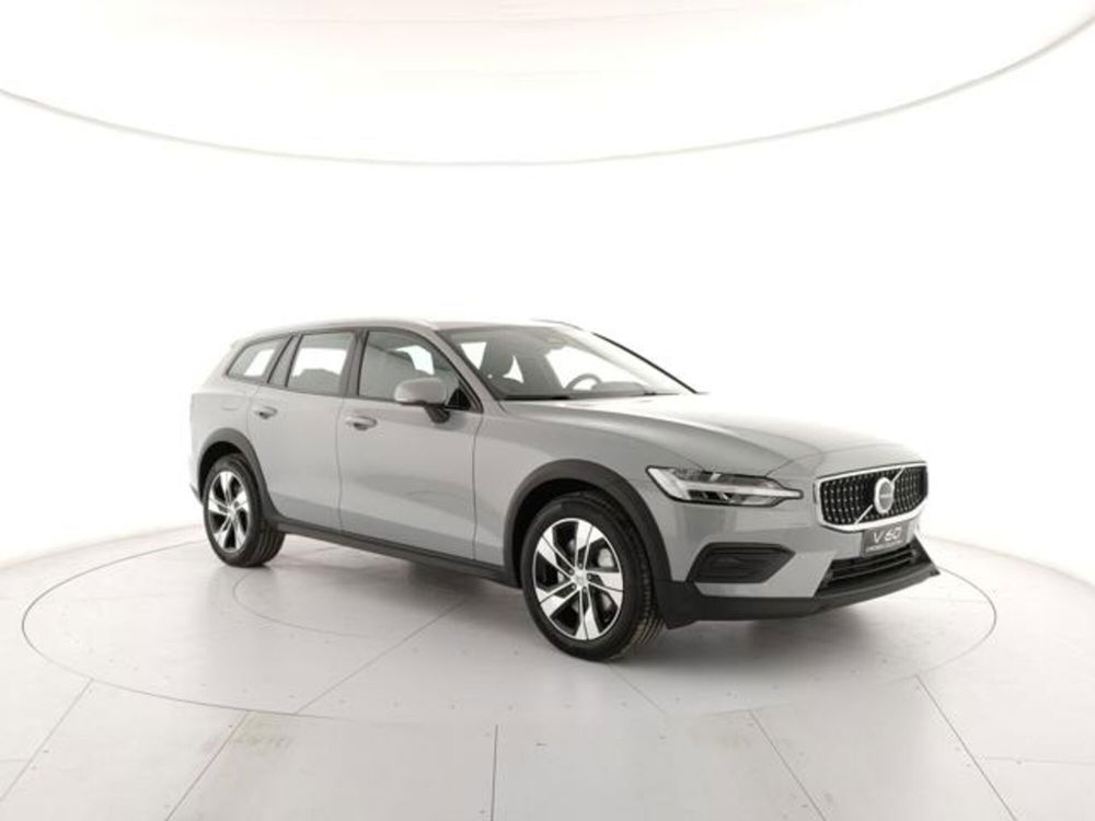 Volvo V60 Cross Country nuova a Modena (6)