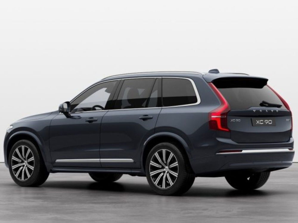 Volvo XC90 nuova a Modena (3)