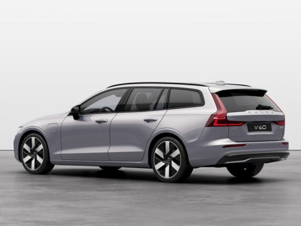 Volvo V60 nuova a Modena (3)