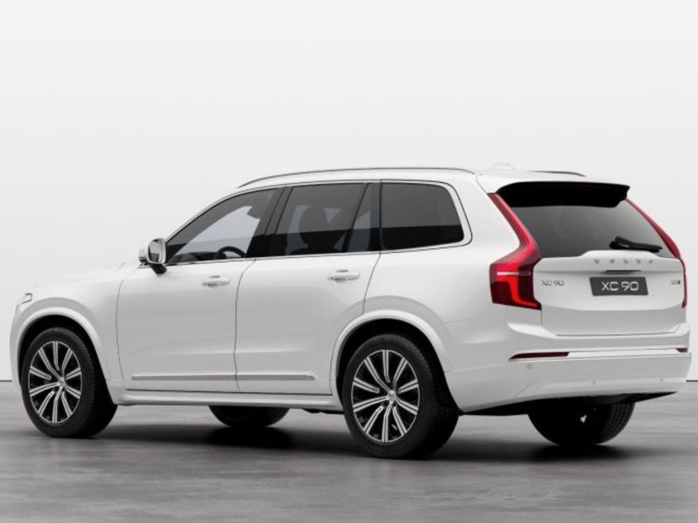 Volvo XC90 nuova a Modena (3)