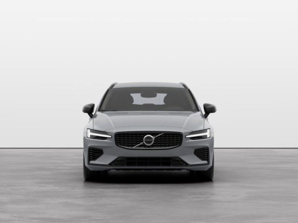 Volvo V60 nuova a Modena (5)