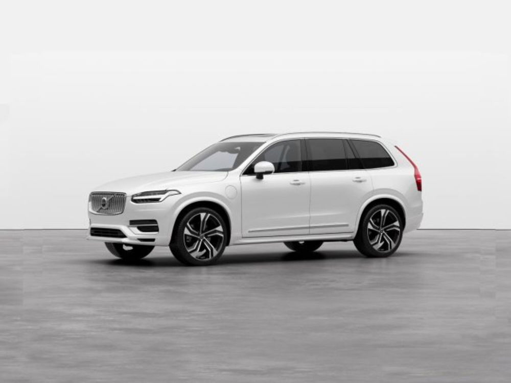 Volvo XC90 T8 Recharge AWD Plug-in Hybrid aut. 7p. Ultimate Bright nuova a Modena (2)