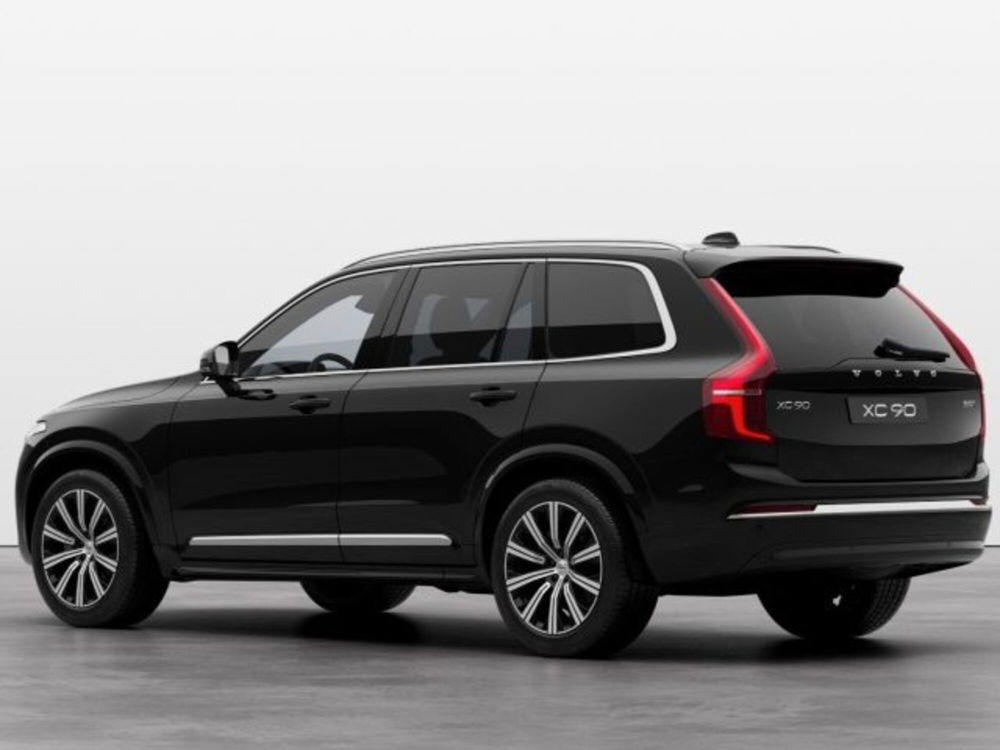 Volvo XC90 nuova a Modena (3)