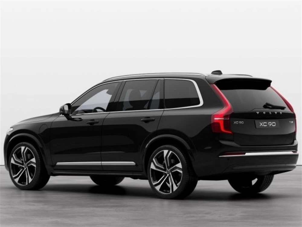 Volvo XC90 T8 Recharge AWD Plug-in Hybrid aut. 7p. Ultimate Bright nuova a Modena (3)